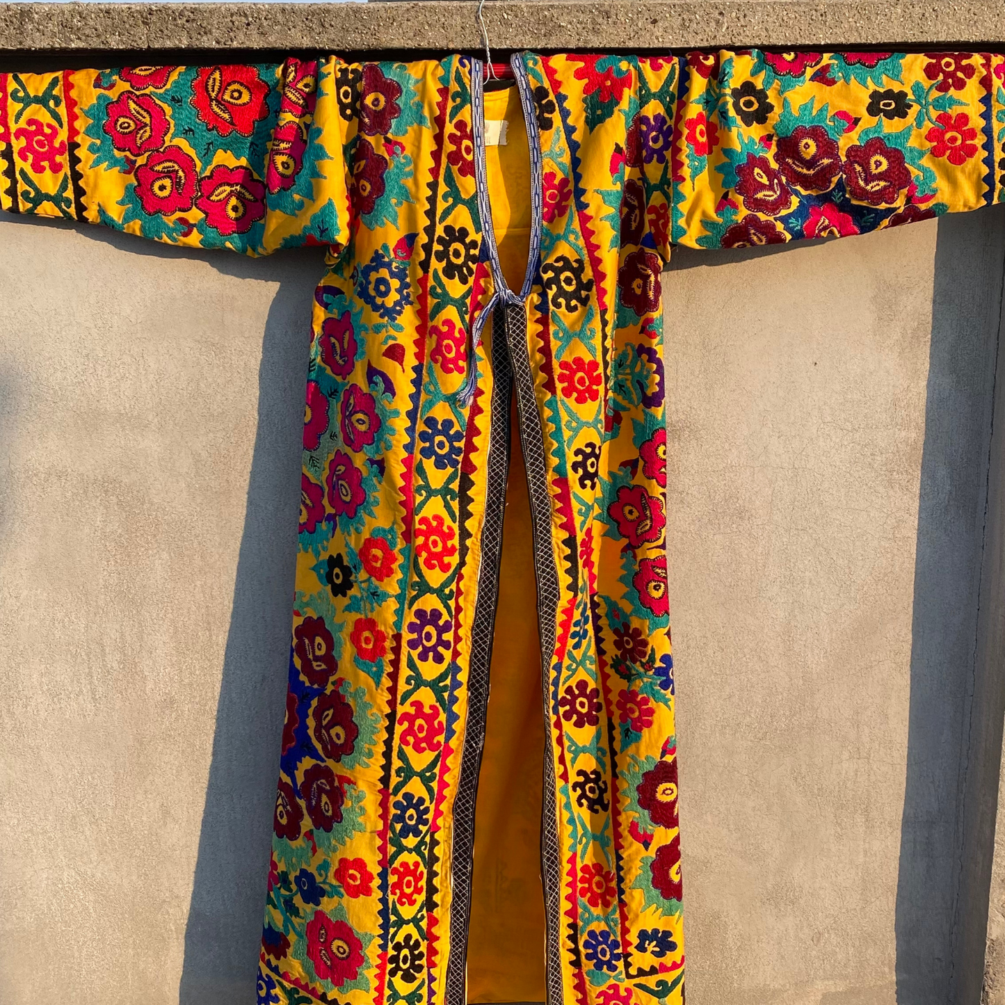 Suzzani embroidery Coat