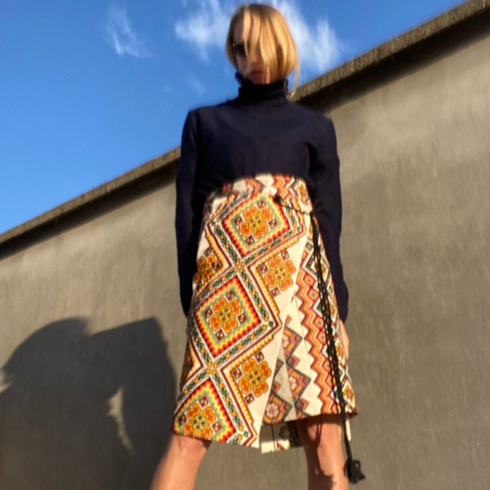 Wallet embroidered patchwork skirt